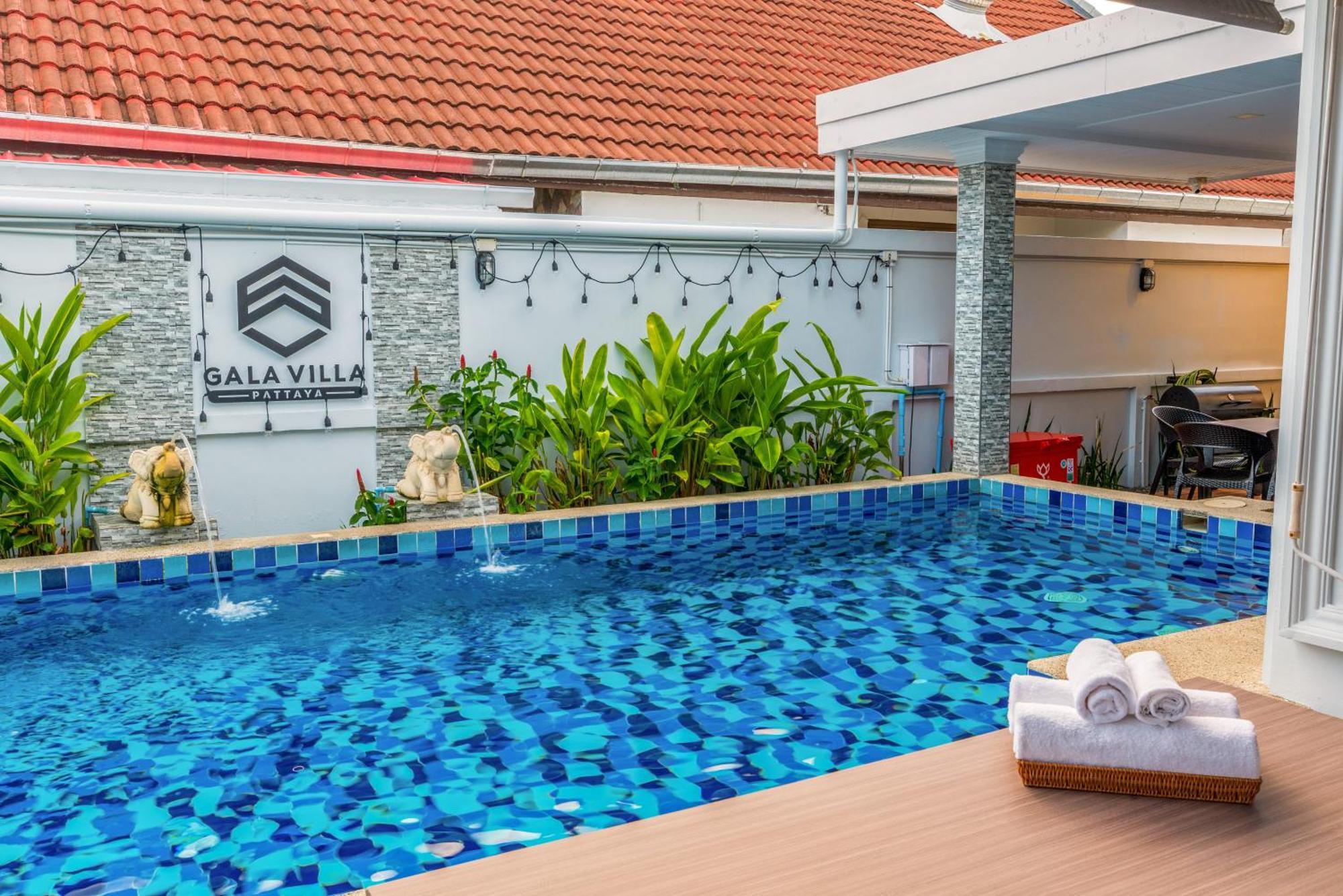 Gala Holiday Villa Pattaya Exterior foto