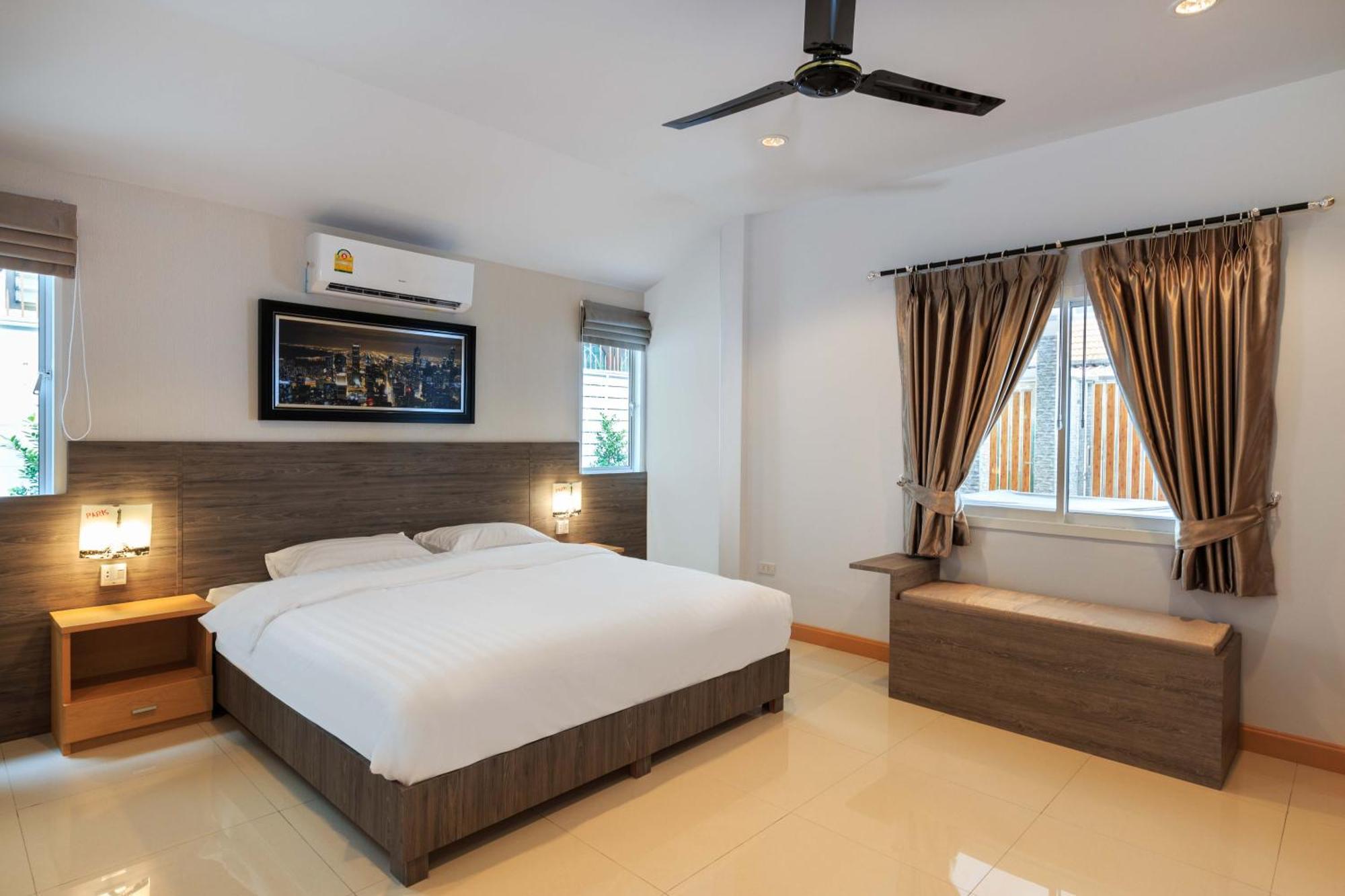 Gala Holiday Villa Pattaya Exterior foto