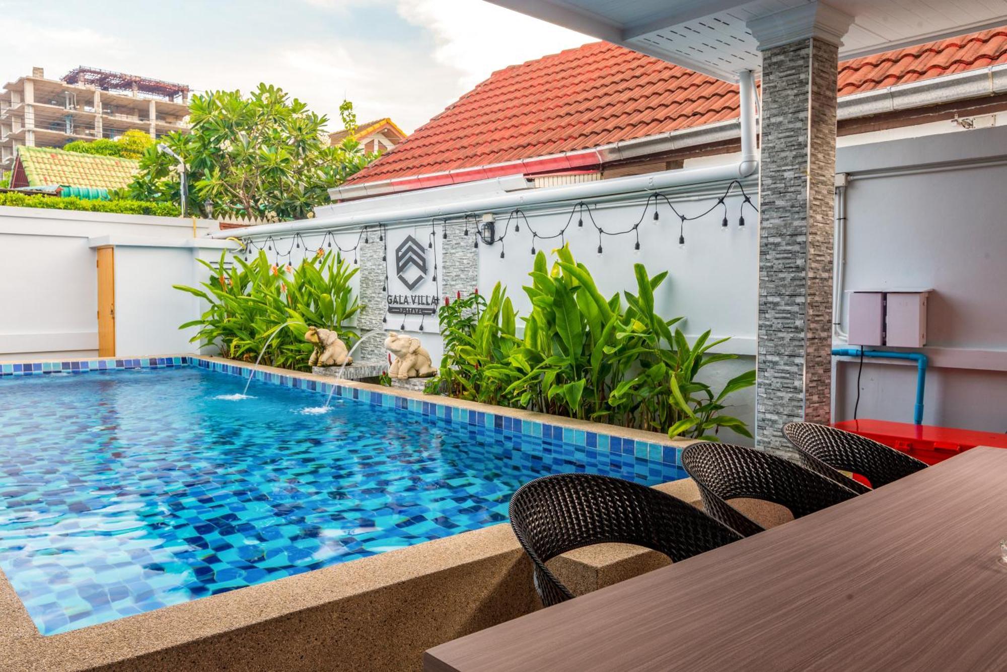 Gala Holiday Villa Pattaya Exterior foto